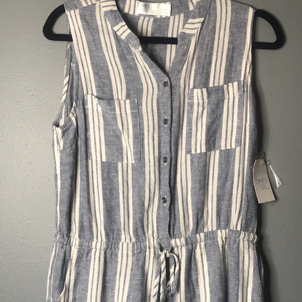 Romper - Picture 2 of 2